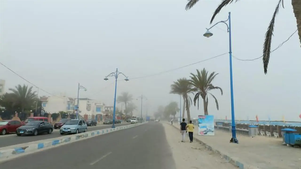 انخفاض 5 درجات.. منخفض جوي يضرب المحافظات وسط تحذيرات من أمطار غزيرة اليوم